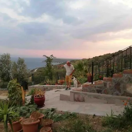 לינה וארוחת בוקר Konak Arya Ayvacik (Canakkale)